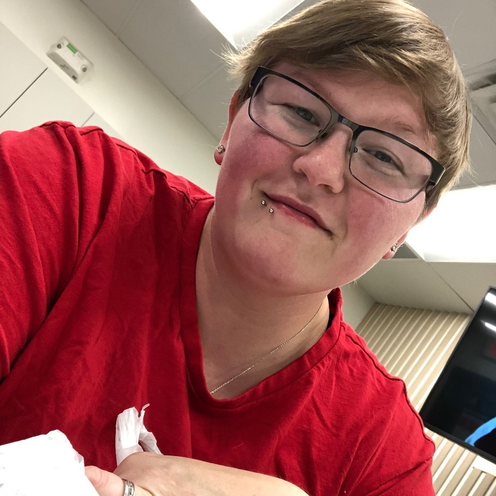 Meet your Posher, Ashley